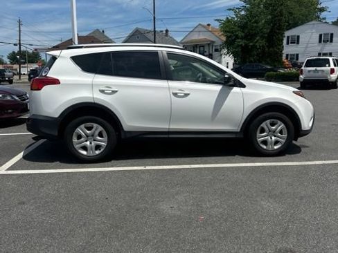 Used 2015 Toyota RAV4 LE AWD/4WD image 2
