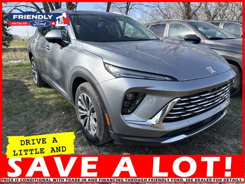 Used 2024 Buick Envision Preferred image 2