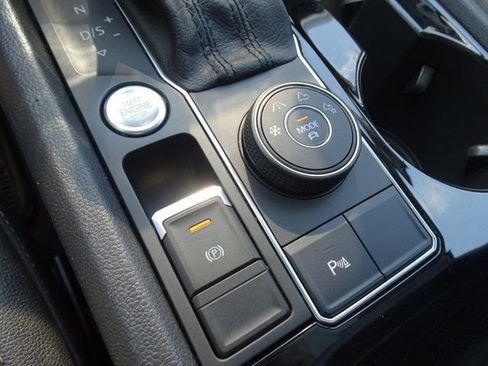 Used 2019 Volkswagen Atlas SEL AWD/4WD image 20