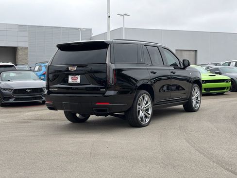 Used 2026 Cadillac Escalade Sport w/ Touring Package image 5