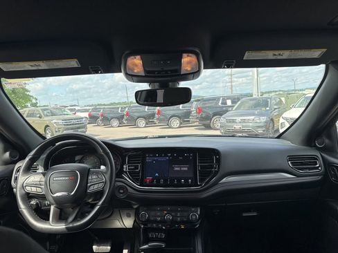 Used 2025 Dodge Durango GT RWD image 18