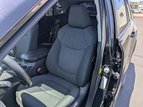 Used 2021 Toyota RAV4 XLE w/ Convenience Package FWD image 11