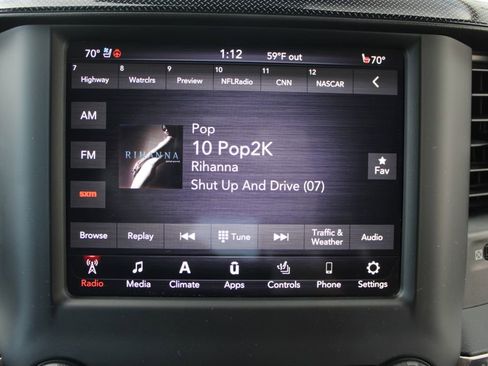 Used 2020 RAM 1500 Sport w/ Comfort & Convenience Group AWD/4WD image 29