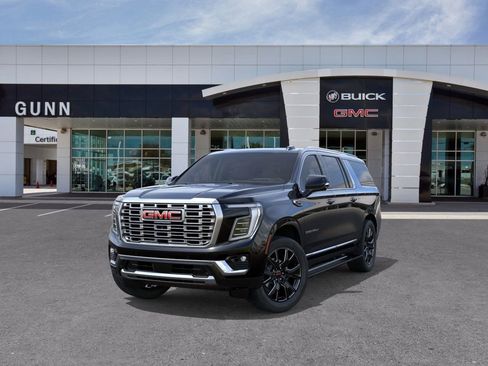 New 2026 GMC Yukon XL Denali w/ Denali Reserve Package image 8