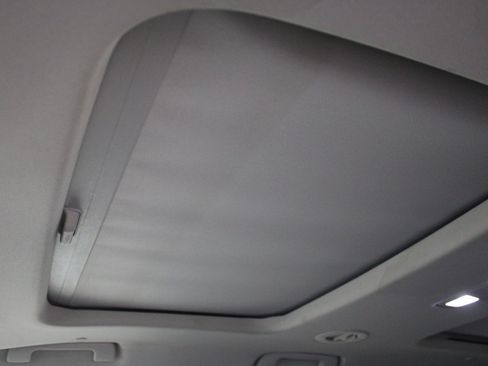 Used 2021 Chevrolet Traverse Premier w/ LPO, Floor Liner Package image 9