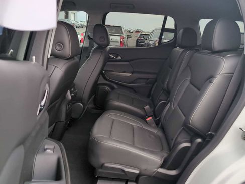 Used 2023 GMC Acadia SLT w/ Elevation Edition FWD image 27