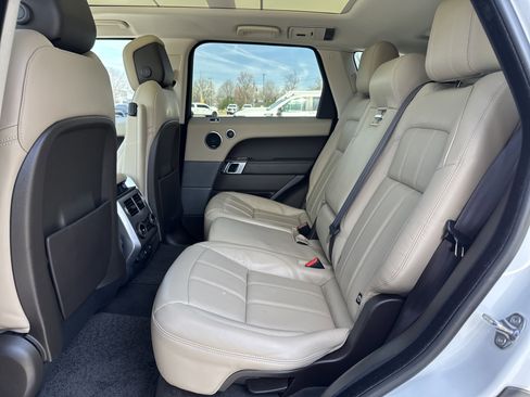 Used 2019 Land Rover Range Rover Sport HSE AWD/4WD image 31