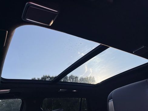 Used 2024 Cadillac Escalade Sport Platinum w/ Heavy-Duty Trailer Package image 42