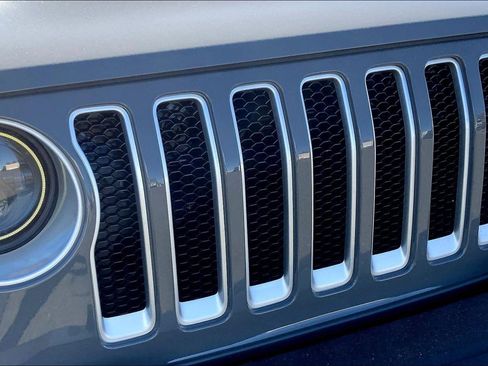 Certified 2021 Jeep Wrangler Unlimited Sahara w/ Cold Weather Group image 27