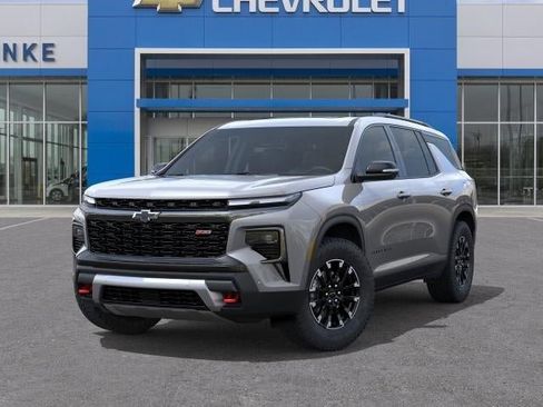 New 2026 Chevrolet Traverse Z71 w/ Enhanced Driving Package AWD/4WD image 6