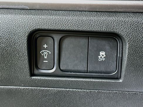 Certified 2024 Kia Sorento S AWD/4WD image 10