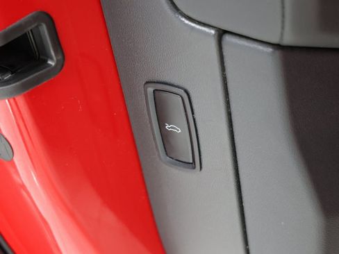 Used 2022 Audi e-tron GT Prestige image 25