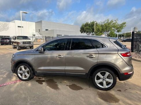 Used 2018 Lincoln MKC Premiere FWD image 8