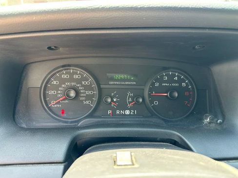 Used 2010 Ford Crown Victoria Police Interceptor image 16