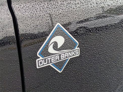 New 2025 Ford Bronco Outer Banks image 44