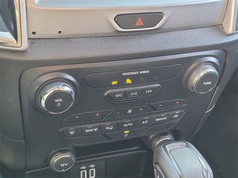 Used 2020 Ford Ranger XLT w/ FX4 Off-Road Package image 19