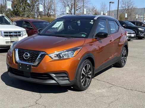 Used 2020 Nissan Kicks SV image 5