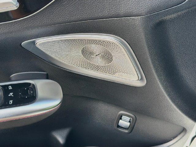 Used 2023 Mercedes-Benz C 300 Sedan image 17