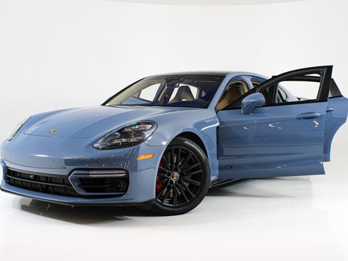 Used 2023 Porsche Panamera GTS AWD/4WD image 56