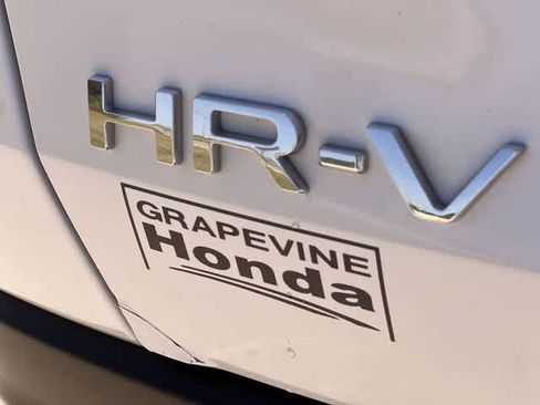 Used 2024 Honda HR-V Sport image 8