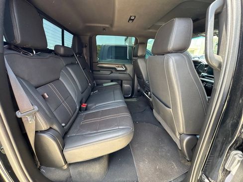 Used 2024 Chevrolet Silverado 3500 High Country w/ High Country Premium Package AWD/4WD image 9