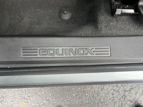 Used 2023 Chevrolet Equinox LT image 12