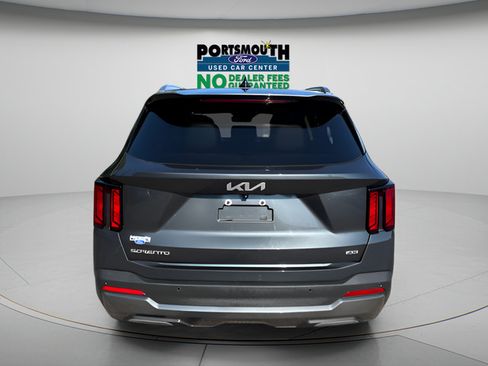 Used 2024 Kia Sorento S AWD/4WD image 14
