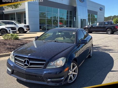 Used 2014 Mercedes-Benz C 250 Coupe image 1
