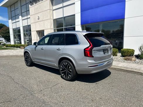Used 2025 Volvo XC90 B6 Plus AWD/4WD image 4