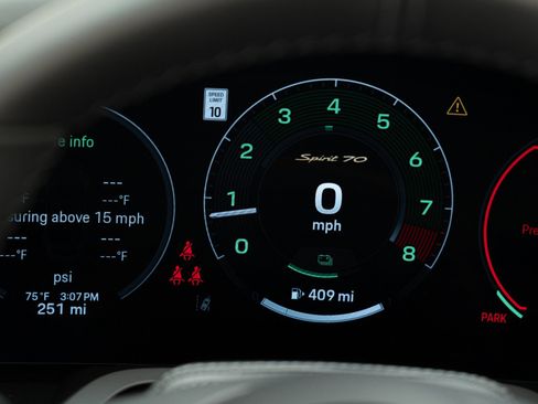 Certified 2026 Porsche 911 GTS image 29