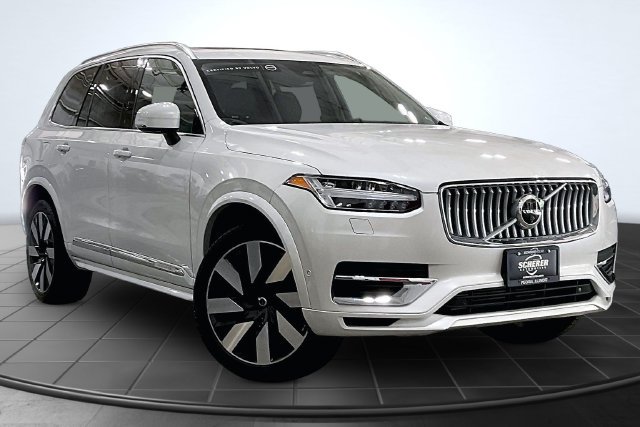 Certified 2024 Volvo XC90 T8 Plus w/ Protection Package Premier AWD/4WD image 15