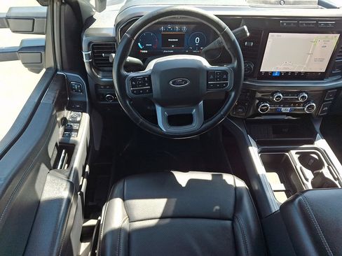 Used 2024 Ford F250 Lariat w/ Lariat Ultimate Package AWD/4WD image 11