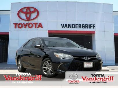 Used 2015 Toyota Camry SE w/ Moonroof Package