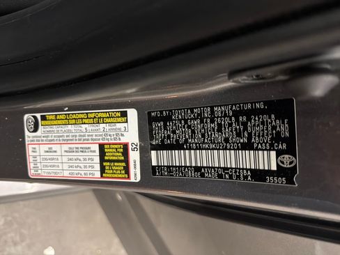 Used 2019 Toyota Camry SE image 29