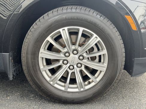 Used 2018 Cadillac XT5 Luxury image 25