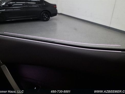 Used 2024 BMW iX xDrive50 w/ Sport Package AWD/4WD image 26
