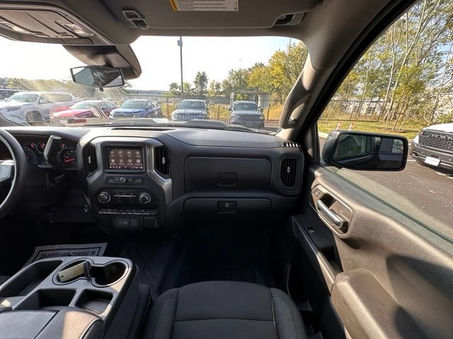 Used 2024 Chevrolet Silverado 1500 Custom Trail Boss AWD/4WD image 30