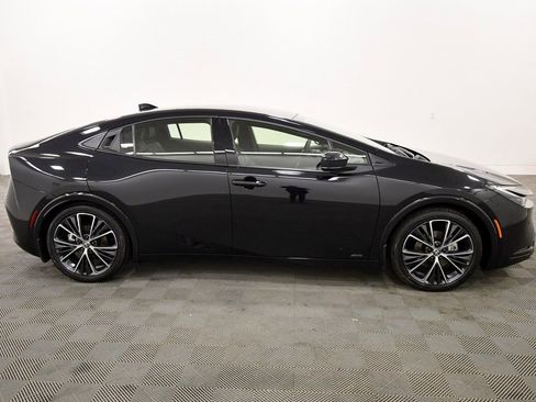 Used 2024 Toyota Prius XLE image 9