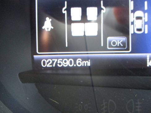 Used 2022 Ford Edge Titanium AWD/4WD image 14