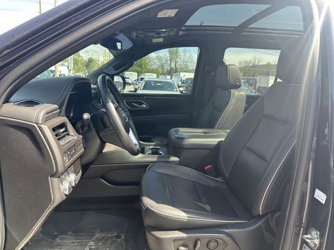 Used 2023 GMC Yukon SLT image 12