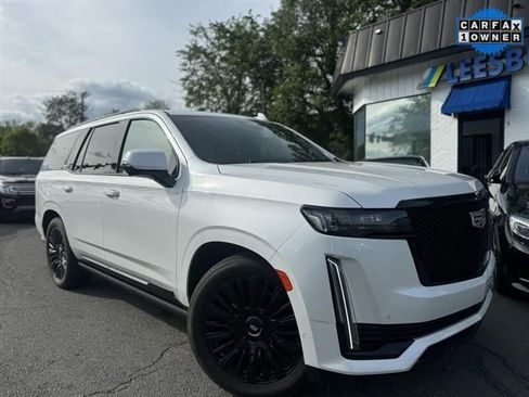 Used 2022 Cadillac Escalade Sport Platinum AWD/4WD image 1