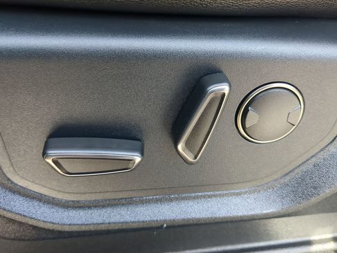 Certified 2020 Ford F150 Raptor w/ Equipment Group 802A Luxury image 49