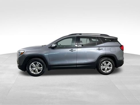 Used 2020 GMC Terrain SLE w/ Driver Convenience Package FWD image 3