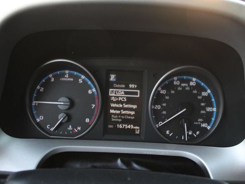 Used 2017 Toyota RAV4 XLE w/ Plus Special Value Package FWD image 12