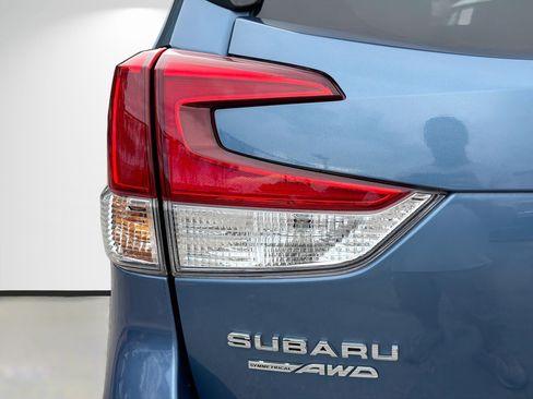 Certified 2022 Subaru Forester Limited AWD/4WD image 10