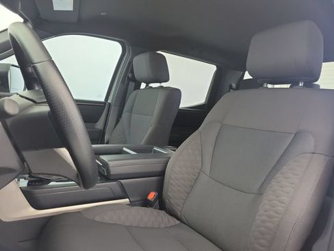 Used 2026 Toyota Tundra SR5 AWD/4WD image 17