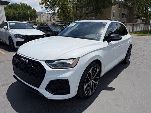 Used 2024 Audi SQ5 Premium Plus w/ Premium Plus Package AWD/4WD image 23