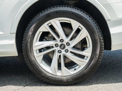 Used 2021 Audi Q7 3.0T Premium Plus AWD/4WD image 17