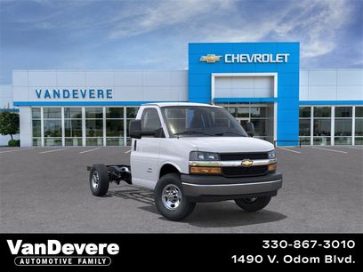 New 2025 Chevrolet Express 3500 w/ Power Convenience Package
