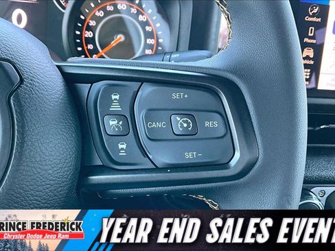 Used 2025 Jeep Wrangler Sport S image 16